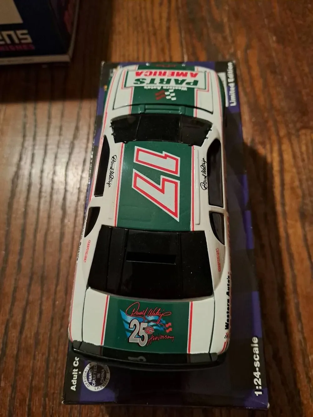 Vintage 96 Action Darrell Waltrip Part America Die Cast Nascar Race Car Bank